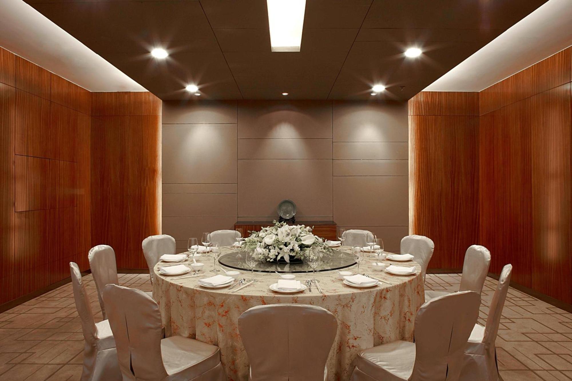 Courtyard By Marriott Shanghai Jiading Экстерьер фото